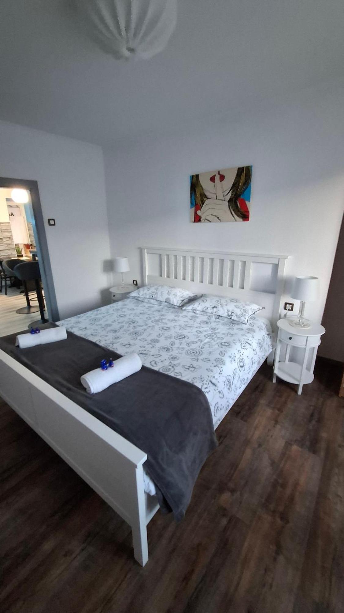 Apartman Darija 파진 외부 사진